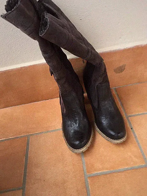 2 PAAR STIEFEL ALSYA UND TAMARIS GR. 38 DE