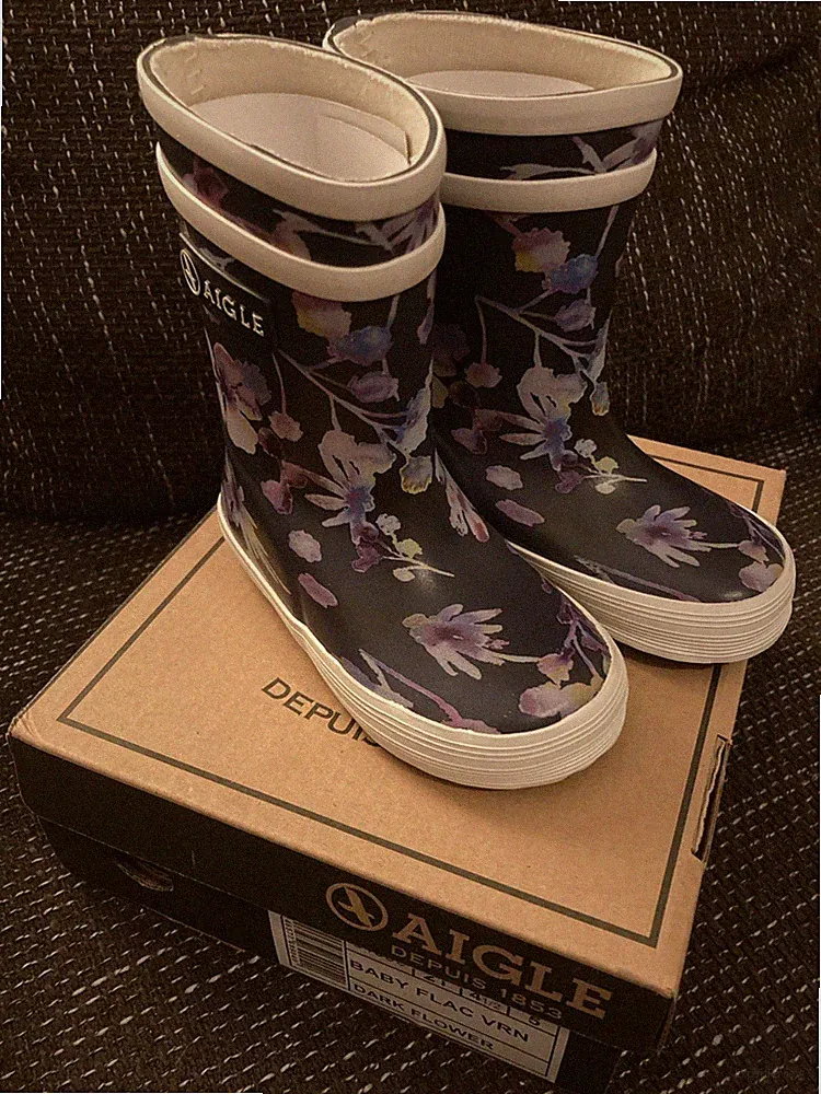 Aigle Baby Flac VRN Dark Flower Gummistiefel Größe 21, Neuwertig