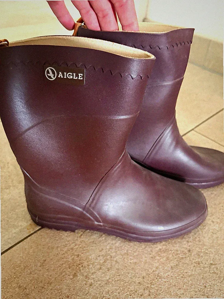 Aigle Damen Gummistiefel Braun EU 36 wadenlang flach Gummi rund Logo