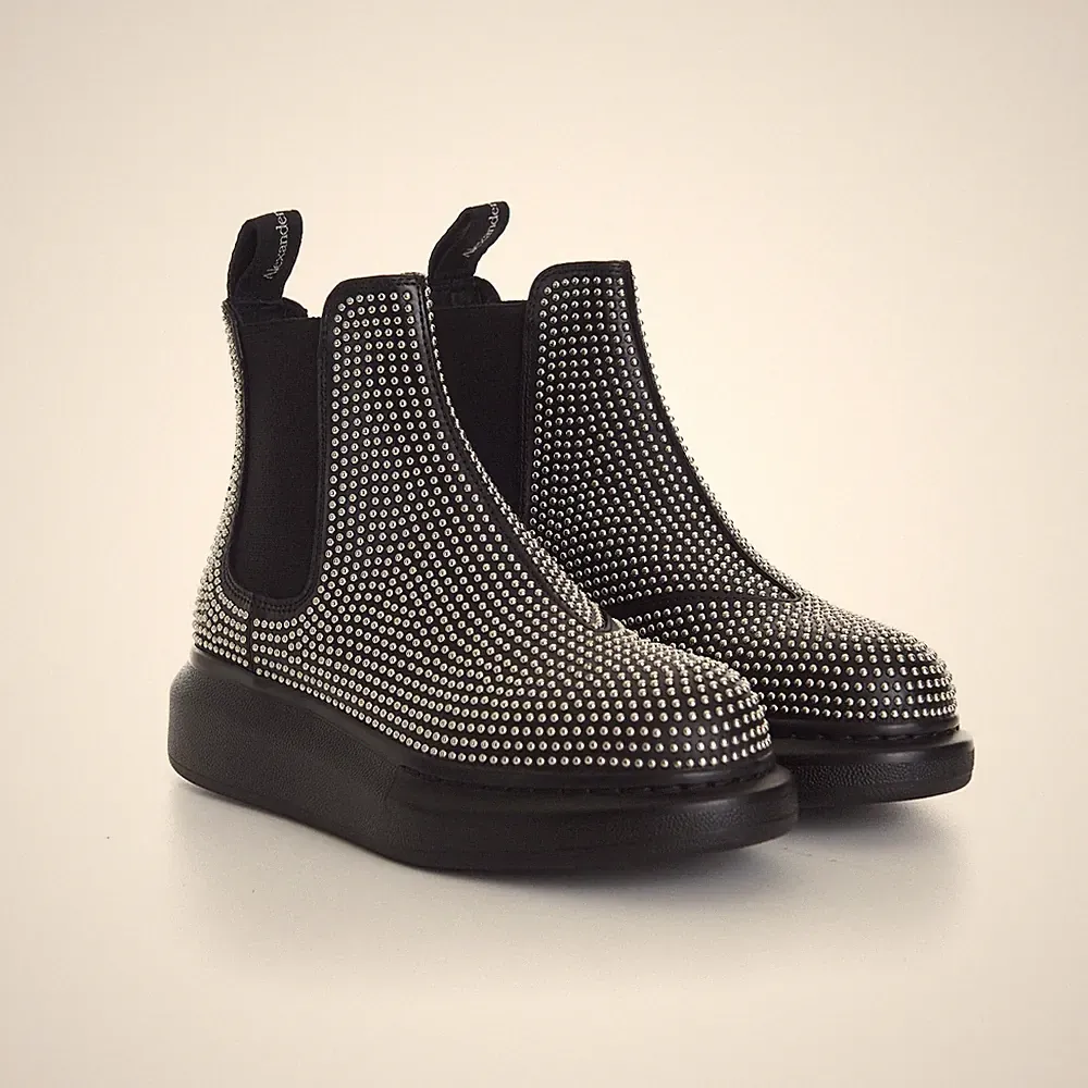 ALEXANDER MCQUEEN 890$ Nieten Hybrid Sneaker Stiefel - Schwarz Leder