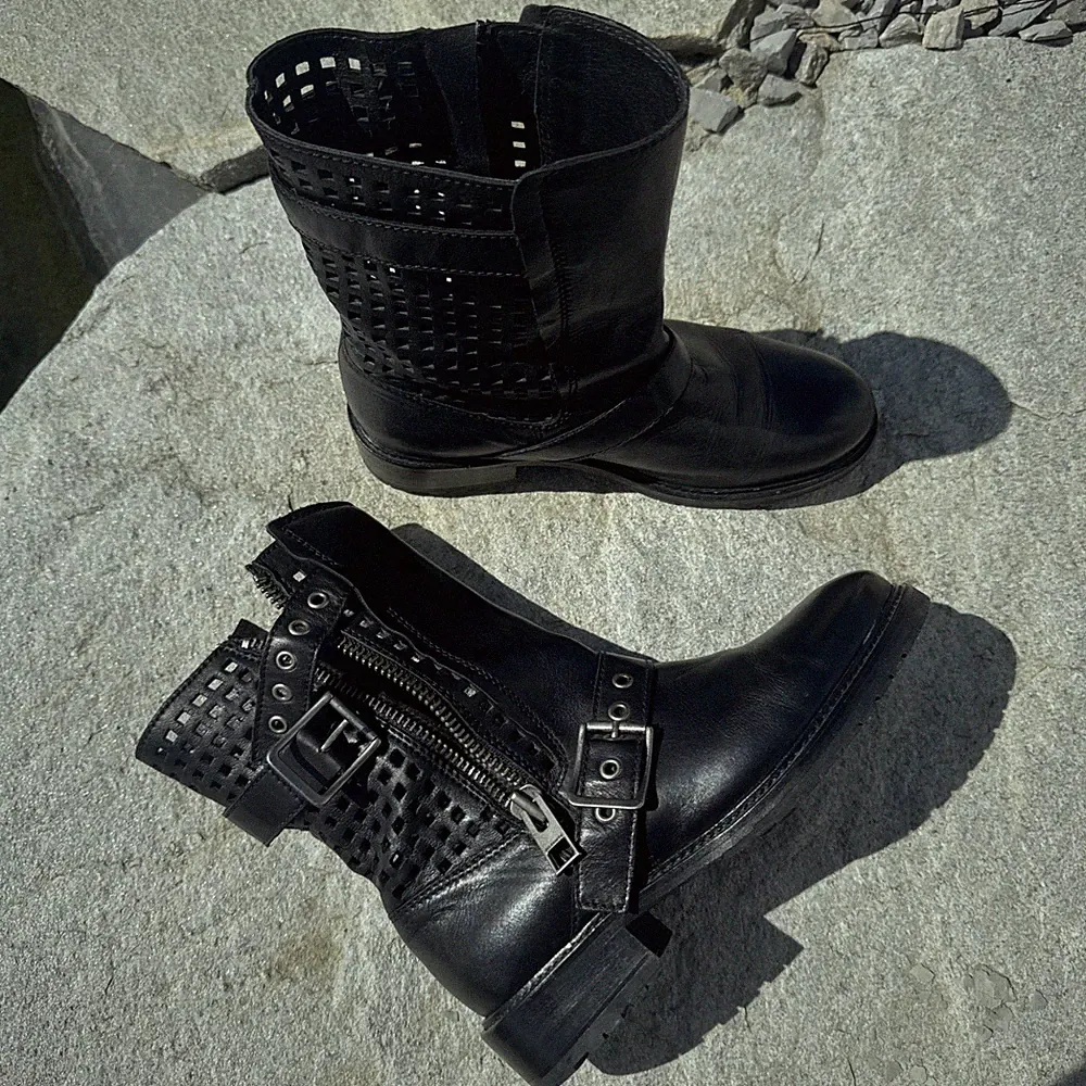 Geometrisch Biker & Combat Boots