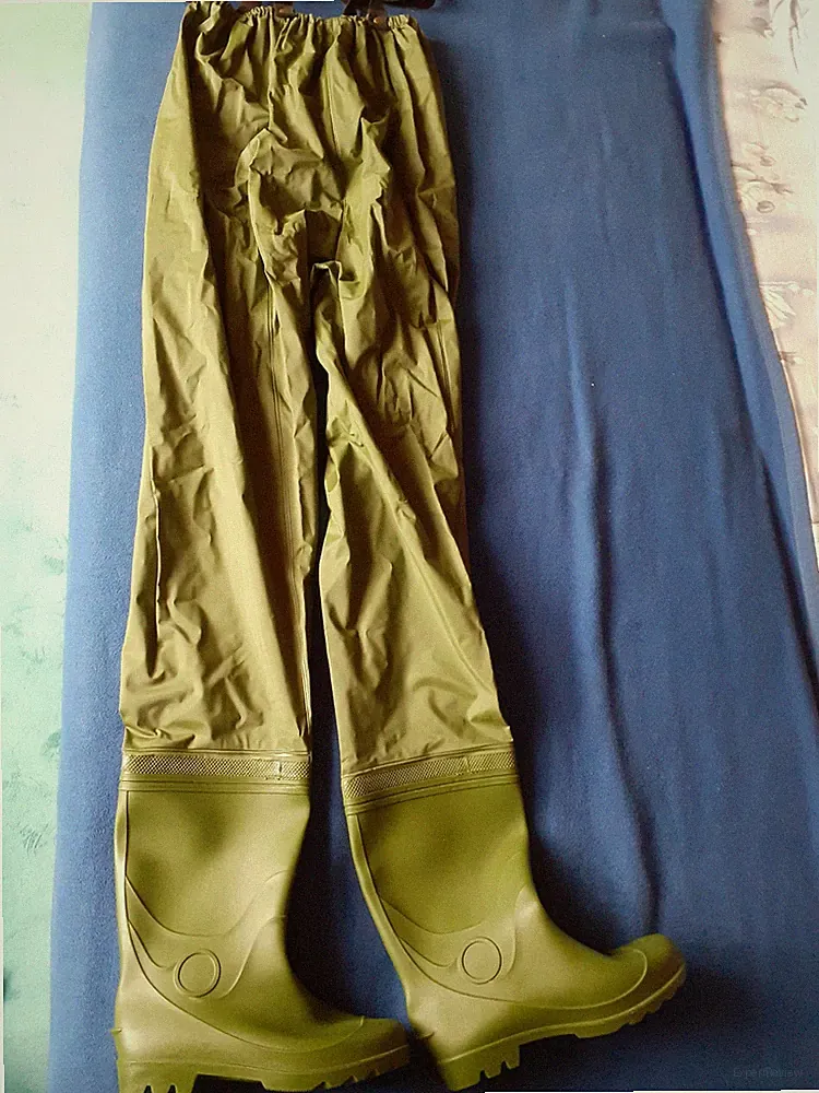 Anglerwathose mit Gummistiefel, Herren, Gr.42/43, PVC, grün, ungefüttert