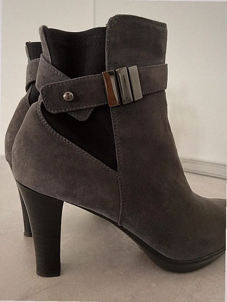 Aquatalia Designer Damen Stiefeletten/Booties grau Gr. 36,5 Made in Italy NEU