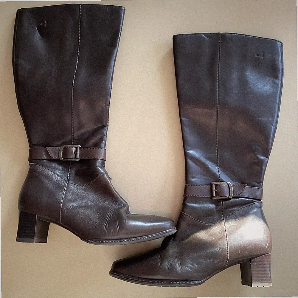Ara Damen Stiefel Größe 37/ 3,5 weiter Schaft 34 cm Leder Dunkelbraun Neuwertig