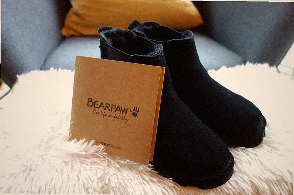 BEARPAW DAMEN DREW CHELSEA BOOTS * GR.37 * SCHWARZES VELOURSLEDER NEU % SALE %