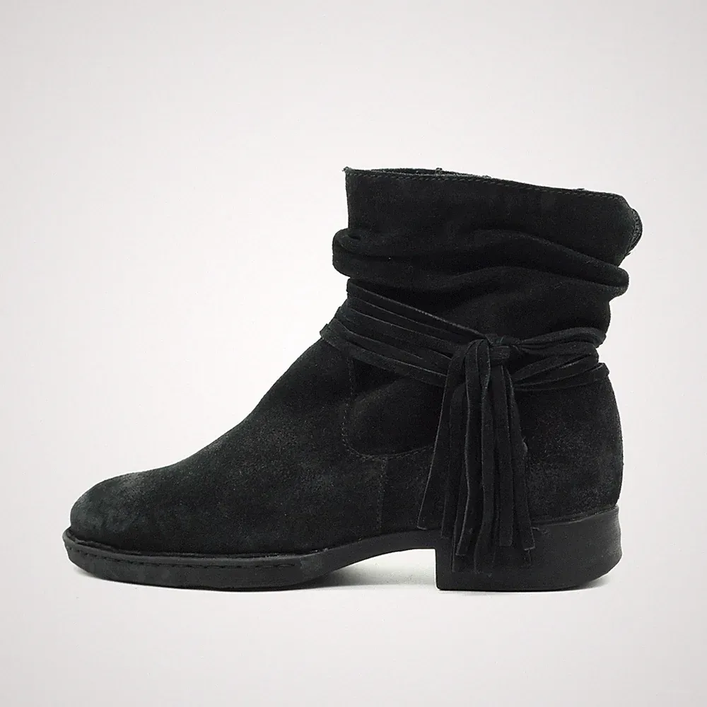 Born Damen Bootie EU 39,5 D70303 Schwarz Quasten Reißverschluss Komfort