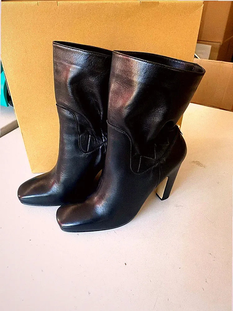 BOSS Aleya Bootie Stiefelette mit Gummizug am Schaft, Gr.37, Leder, B-WARE