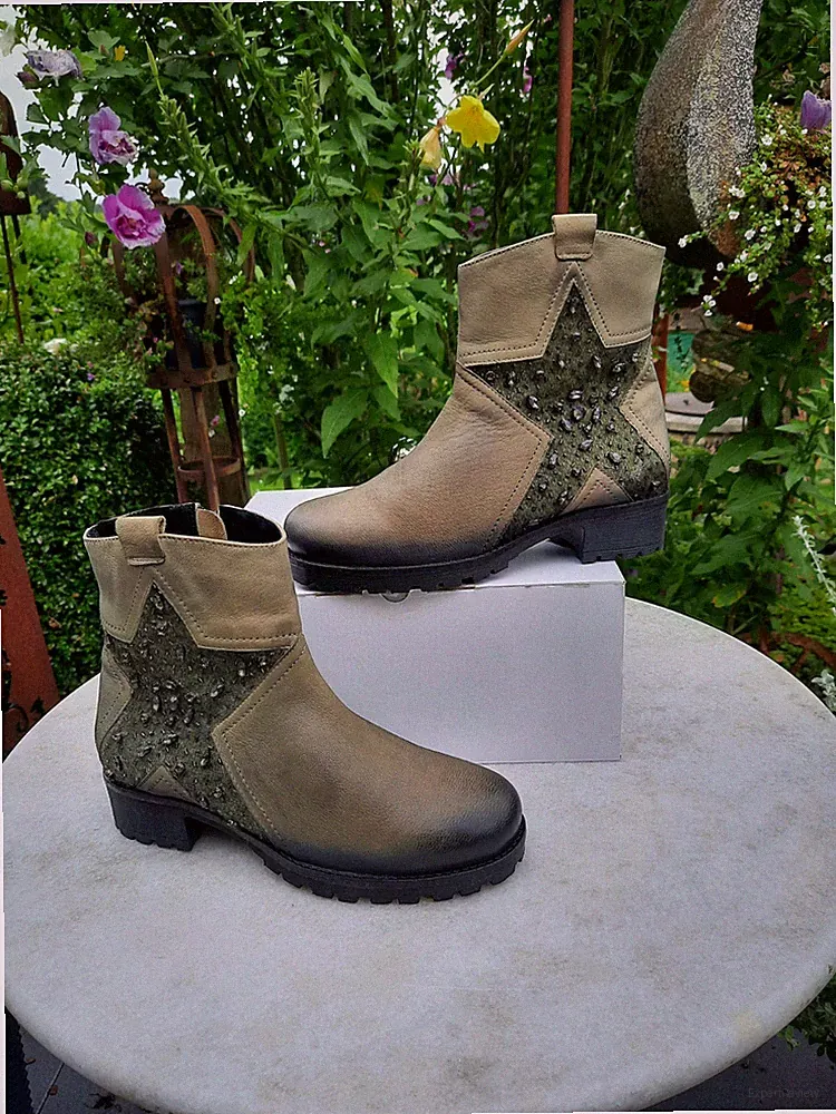 Boxx Stiefelette 38 Leder NEU Stern Perlen Strasssteinchen Boots Stiefel Glitzer