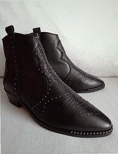 Bronx Cowboy Stiefeletten, schwarz mit Nieten, Leder, Gr. 38 - neu ohne Karton