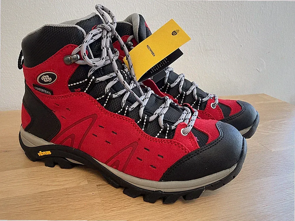 Brütting Echtleder Trekking-/Wanderstiefel Mount Bona High, Rot, neu OVP, Gr. 39