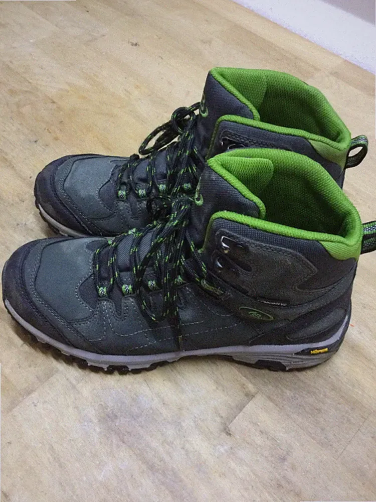 Büntting Wanderschuhe Gr. 41 neuwertig wasserfest Kinderschuhe / Herrenschuhe
