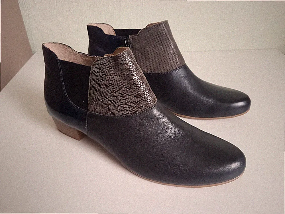 CAPRICE Damen Boots Stiefelette Größe 42 UK 8, Neu