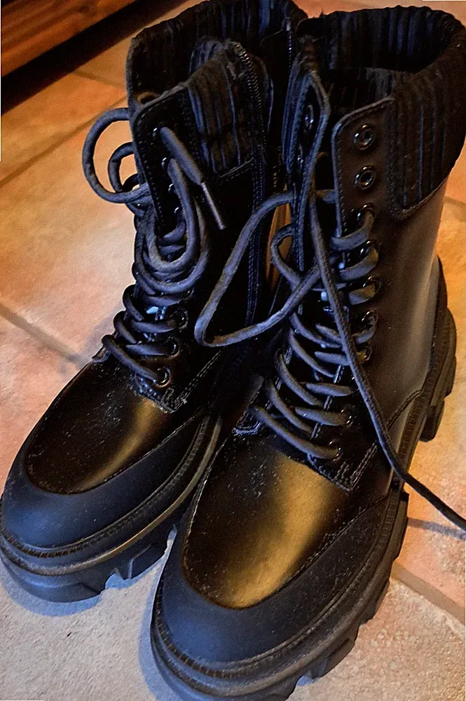 Catwalk Damen Bikerstiefel Schwarz Reißverschluss Schnürung Größe 40