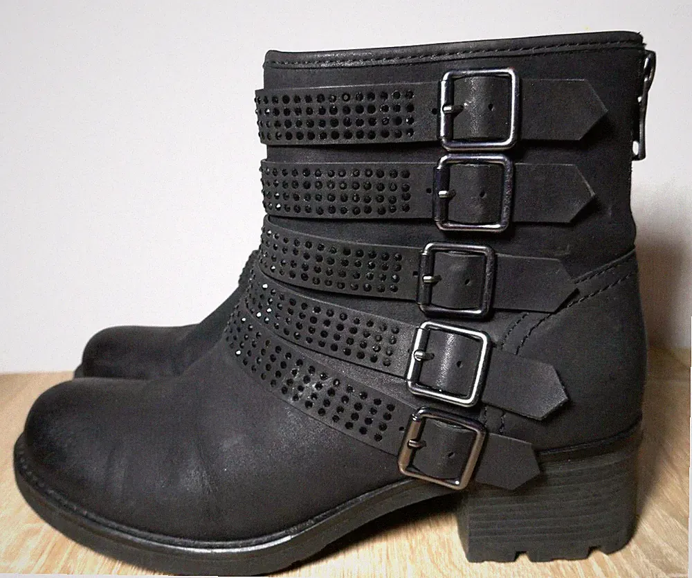 ❤️CATWALK SCHWARZE STIEFELETTEN GRÖßE 39 INNEN RV GLITZERSTRASS RIEMCHE GETRAGE