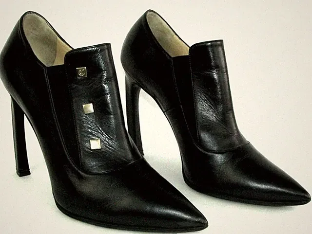 CHARLES JOURDAN Stiefeletten Low Boots Absatz 12 cm Leder schwarz 41 SEHR GUTER ZUSTAND