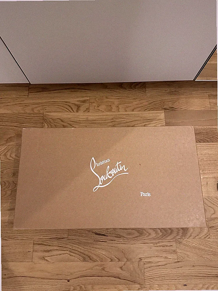 Christian Louboutin Overknees Größe 38,5 getragen