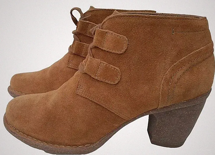 CLARKS CARLETA LYON DAMEN HELLBRAUN WILDLEDER STIEFEL GRÖßE UK 6,5 D EU 40