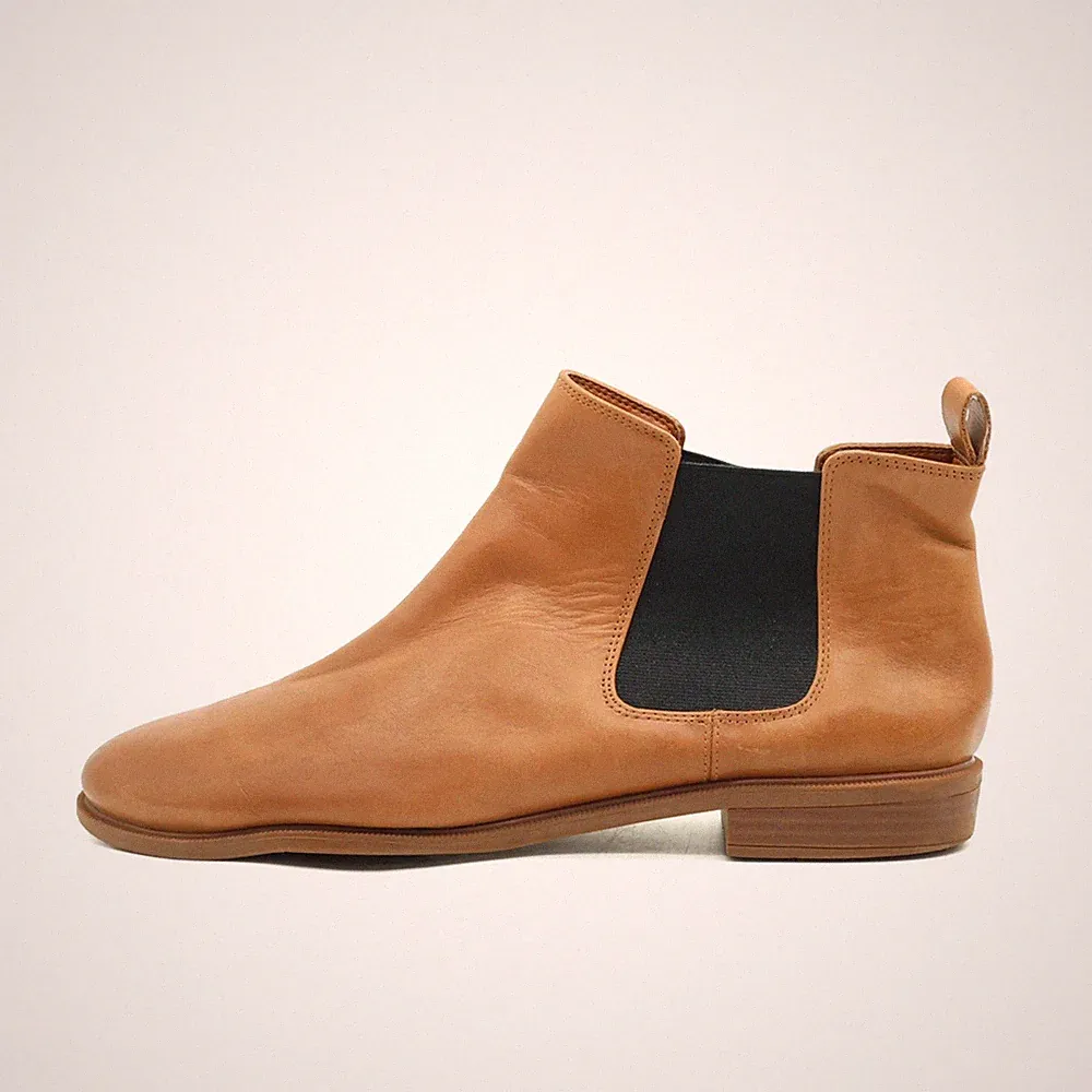Clarks Damen Stiefeletten Braun Leder Chelsea Boots EU 43