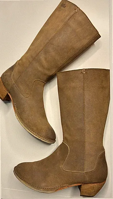 Clarks Damenstiefel ORIGINALS Range wadenhoch beige Wildleder kubanischer Absatz UK Größe 5
