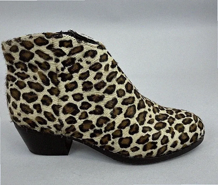 Clarks Mila Myth Damen Leopardenmuster Pony Stiefel UK Größe 3,5 D EU 36.