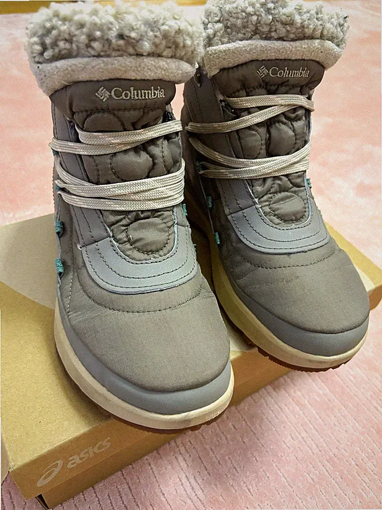 Columbia Damen Schneestiefel grau wasserdicht gefüttert Kunstfell EU 37 US 6