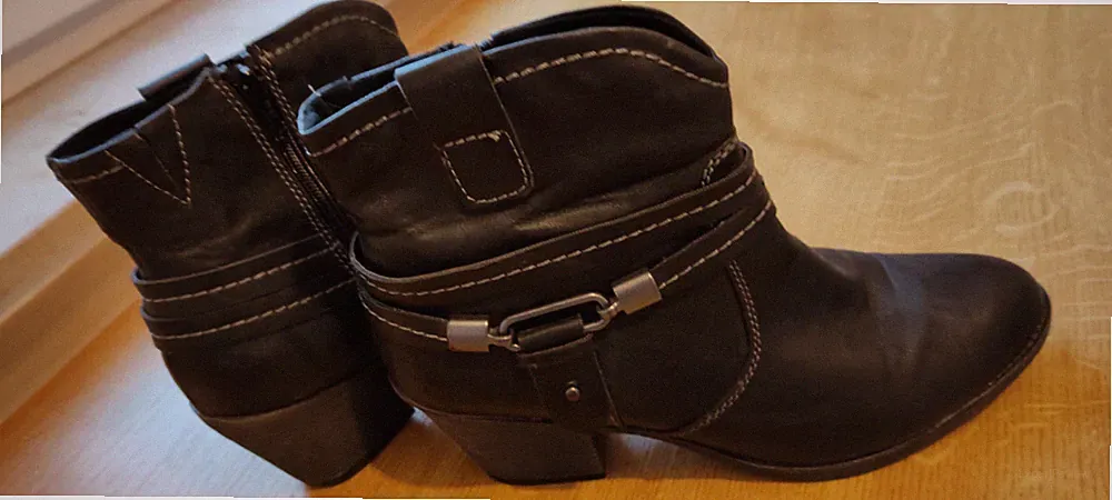 coole,bequeme Stiefeletten,Bellissima,Gr. 41,schwarz,Absatz 7cm, 2 x getr. - 17€