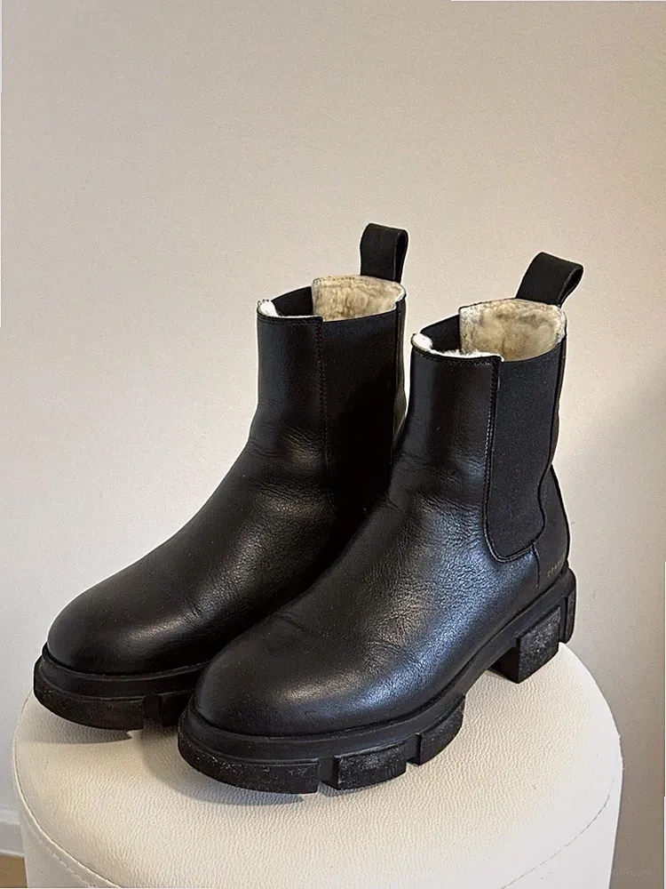 Copenhagen Studios Damen Chelsea Boots Leder schwarz gefüttert EU 36 Blockabsatz