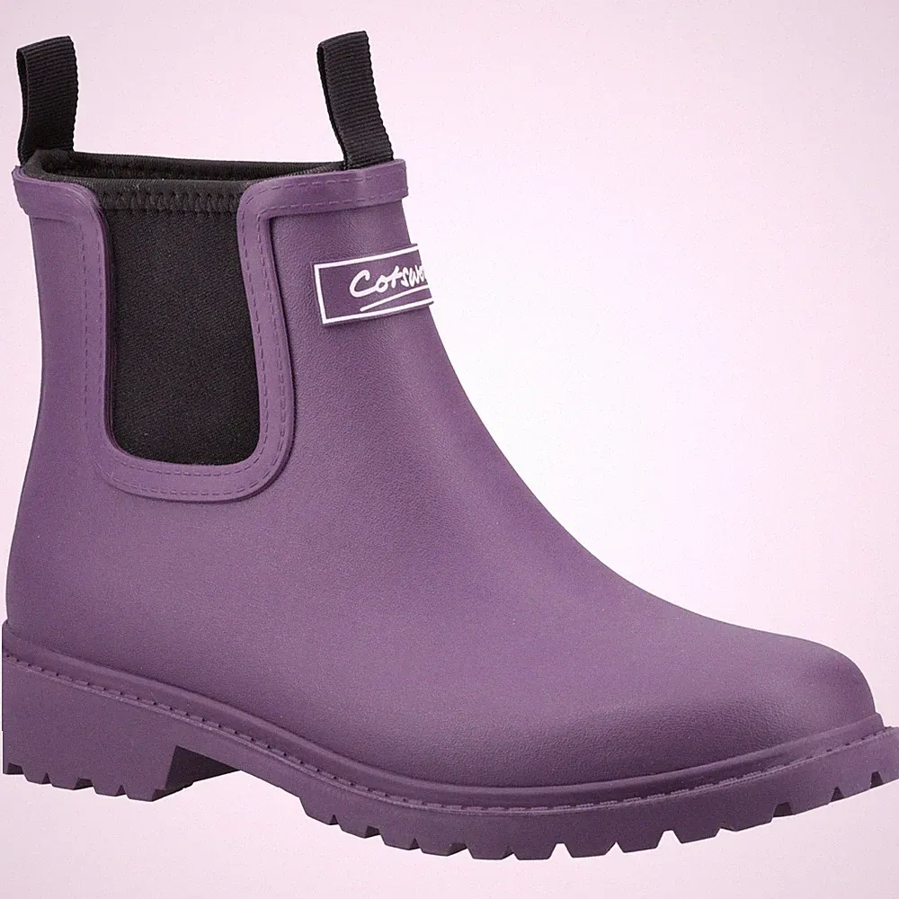 Lila Bootie