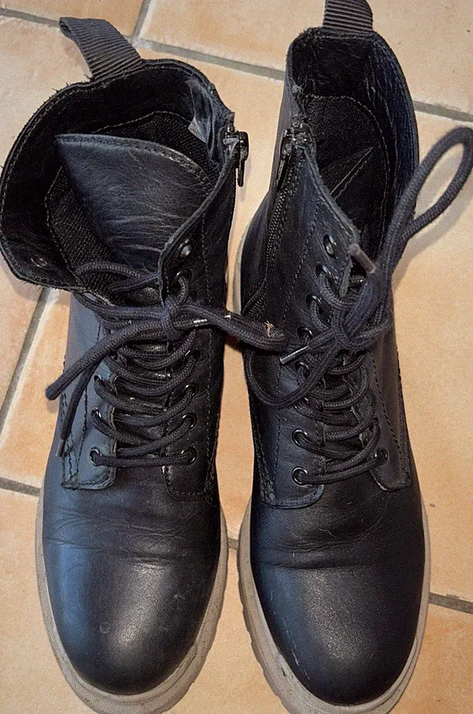 creator Damen Bikerstiefel Kunstleder Schwarz Grau Blockabsatz Reißverschluss 40