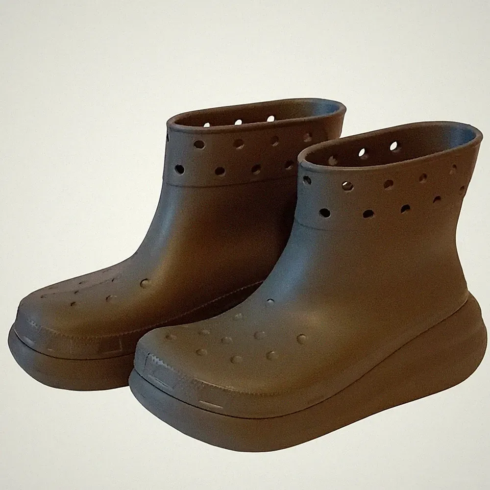 Crocs Crush Boot Gummistiefel dusty olive Plateau Größe 42/42,5 W11 ungetragen