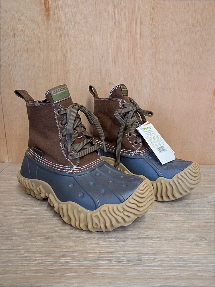 Crocs Salehe Bembury Cypress Stiefel Damen braun wasserdicht UK7 EU39-40