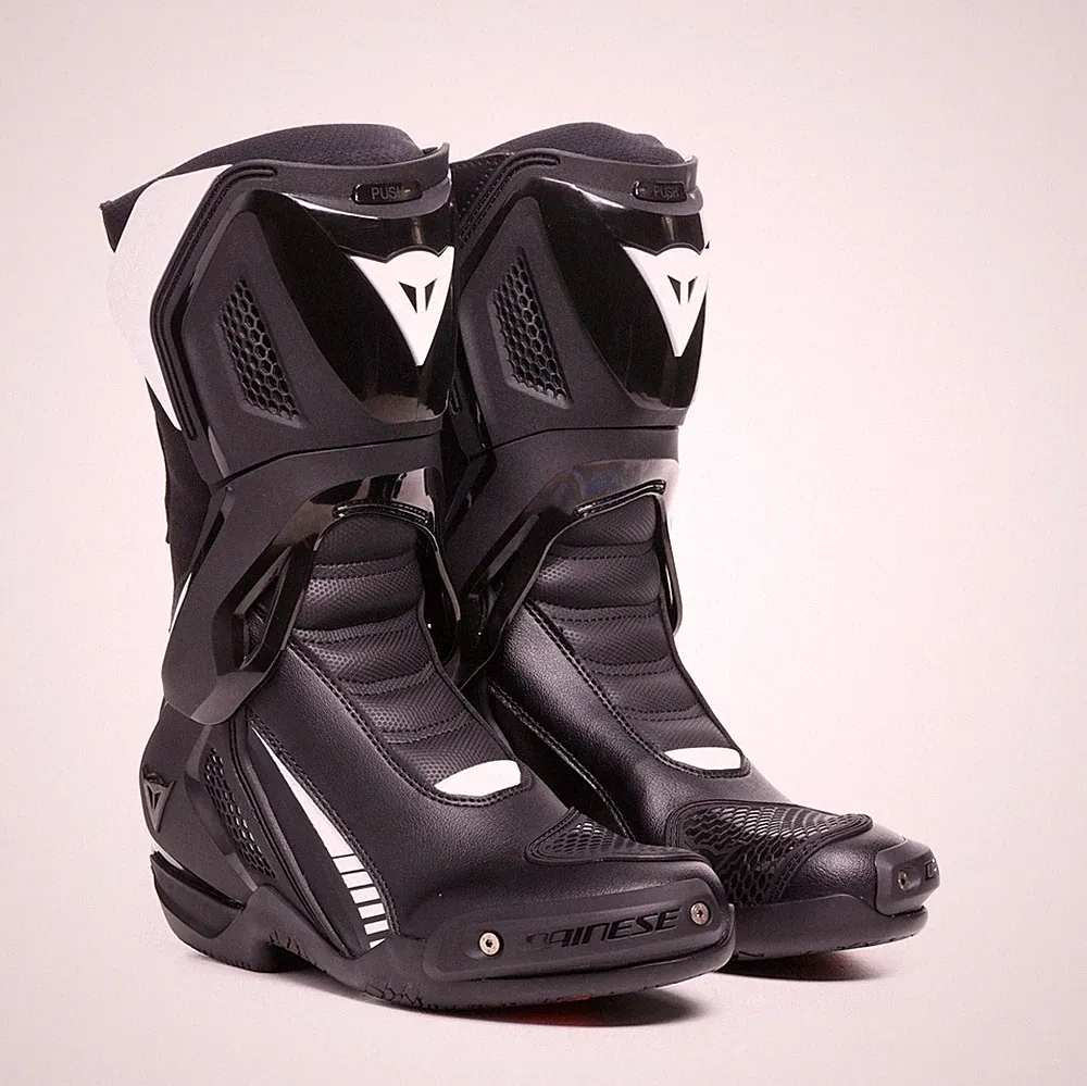 Dainese Nexus 3 In & Out Motorradstiefel Damen (Schwarz/Weiß) Gr: 38