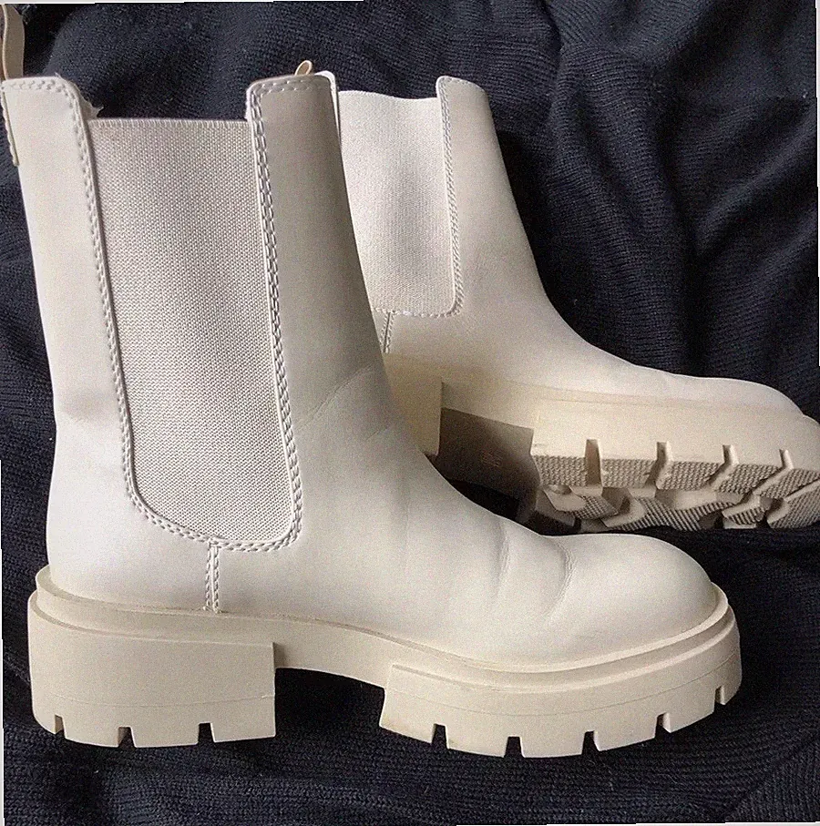 Damen Boots Gr 42