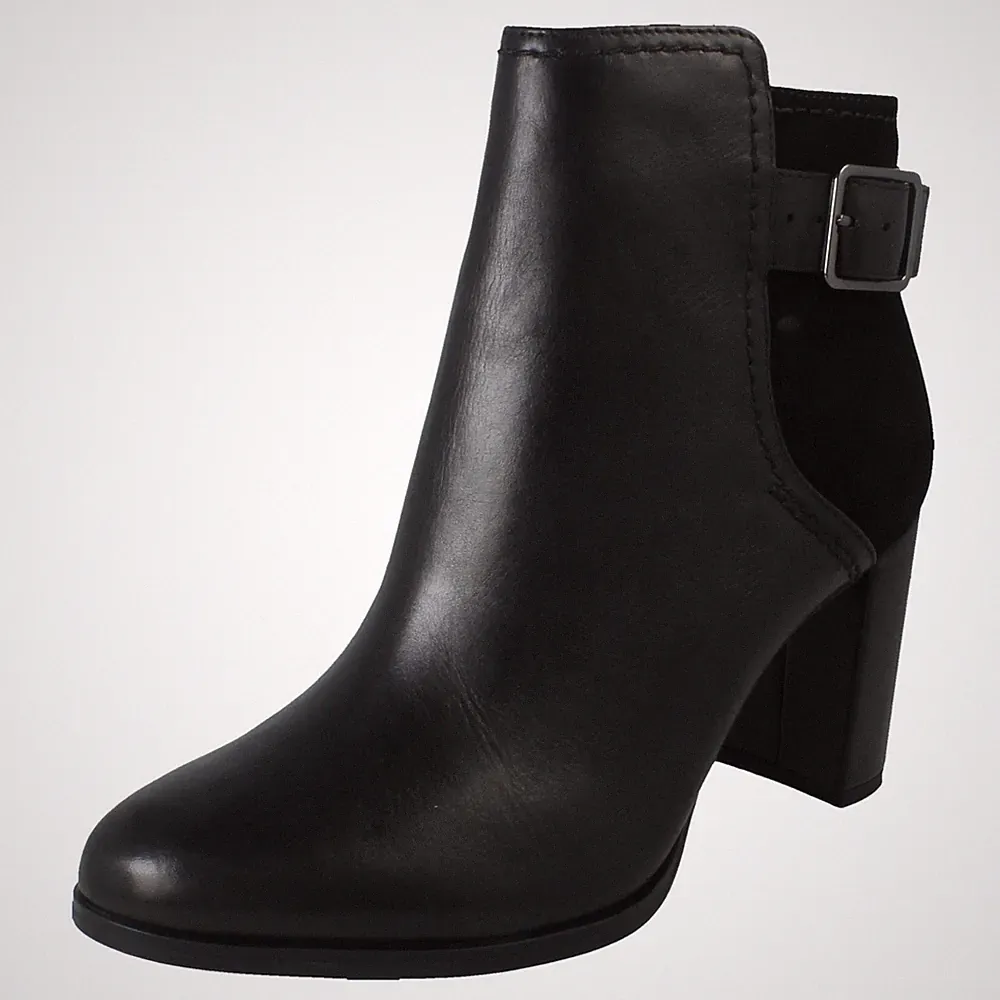 Damen Clarks 'Freva85 Buckle' Smart Leder Blockabsatz Stiefeletten - D Passform