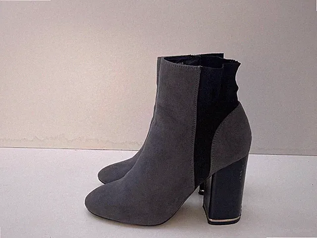 DAMEN DAMEN GRAU KUNSTWILDLEDER ELASTISCHER ZWICKEL STIEFELETTEN SCHUHE UK 5 EUR 38 B70