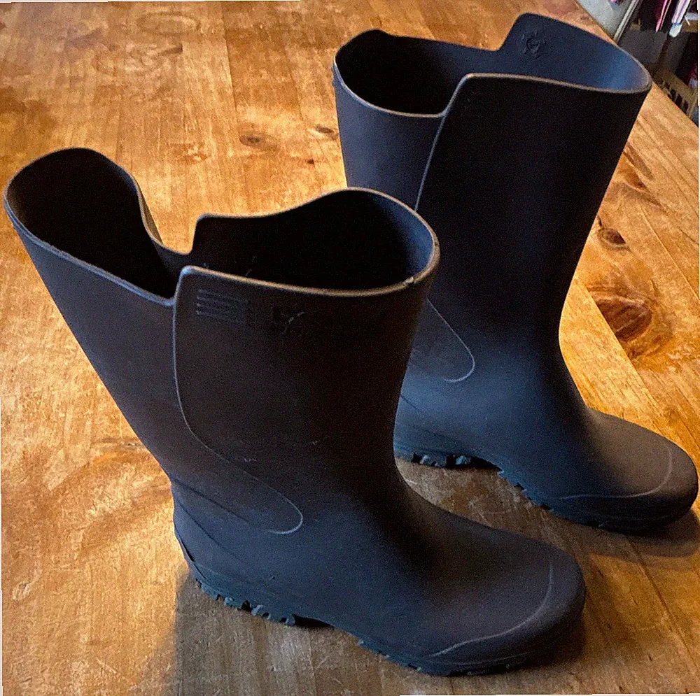 Damen Gummistiefel schwarz knöchelhoch Schlupf flach Gummi unifarben rund