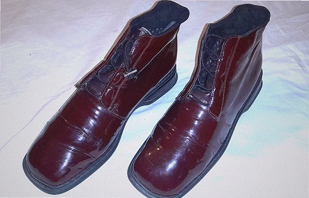 Damen Lackstiefeletten von "Rieker", Gr.39, burgundrot, incl Schnellspanner O ol