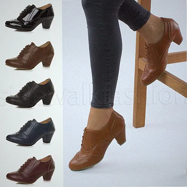 Damen Ladies Block Mittelhoher Absatz Schnürung Cut Out Brogue Booties Schuh Stiefel Größe