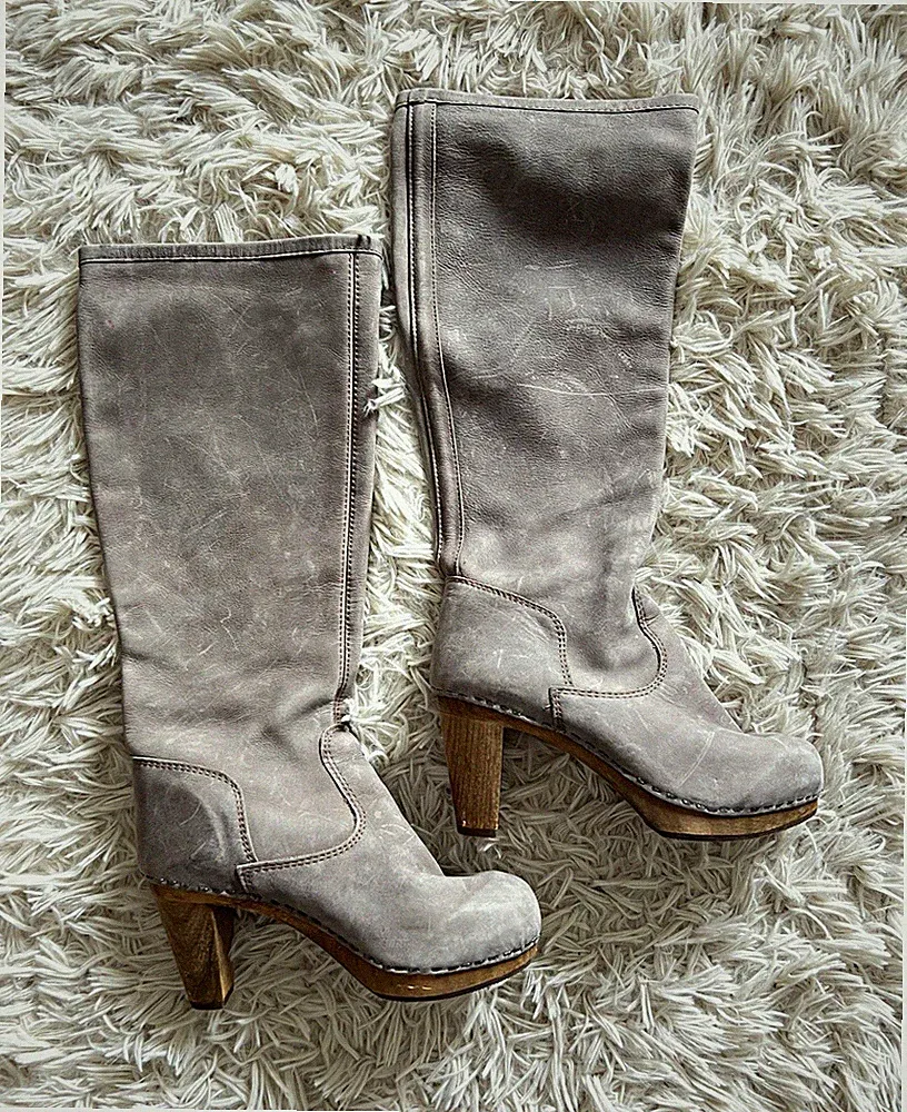 Damen Lederstiefel grau wadenlang hoher Blockabsatz Reißverschluss runde Spitze