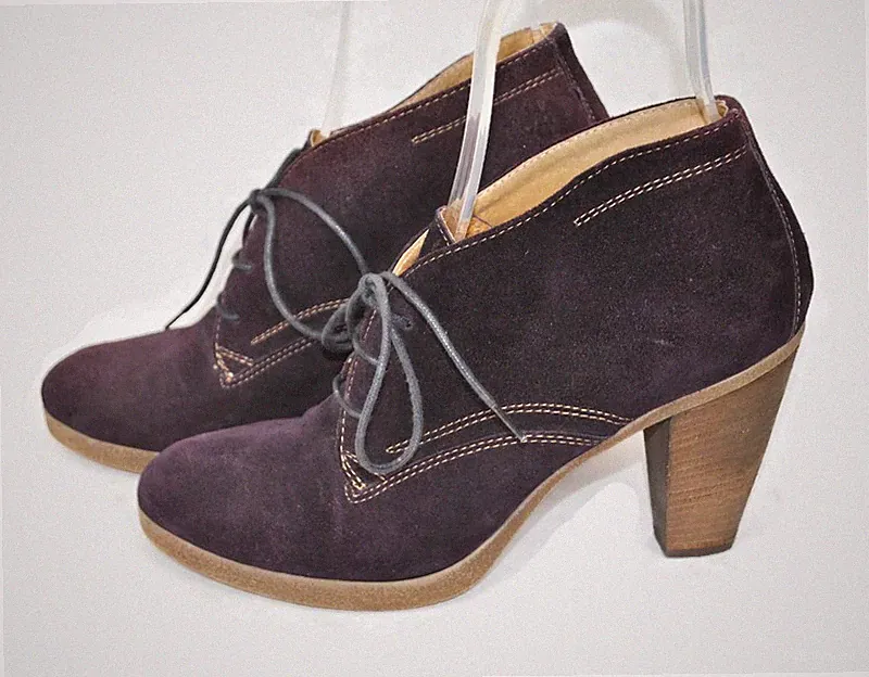 Lila Bootie