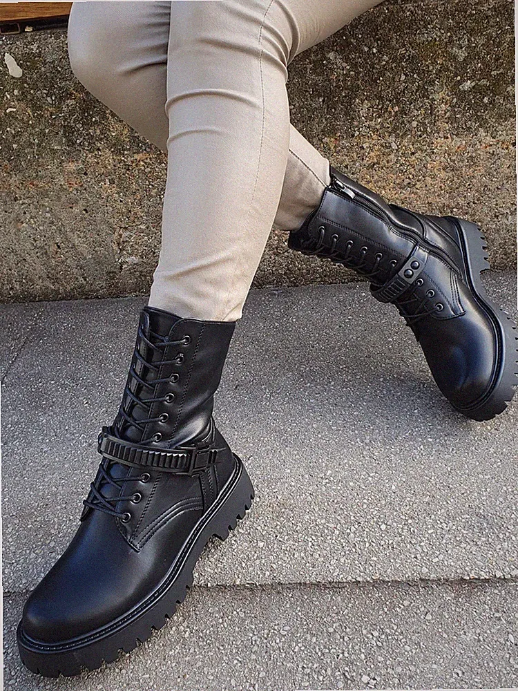 Damen Schuhe Stiefel Stiefeletten Boots Schwarz Cowboy Biker Nieten Block Neu