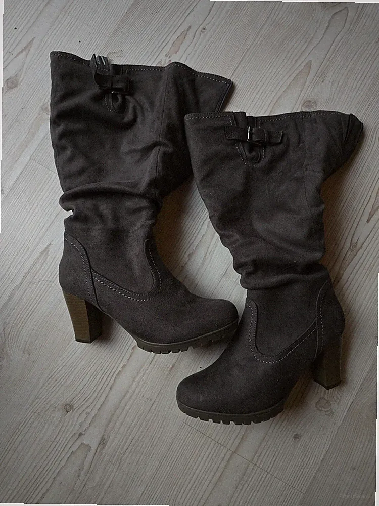 Damen Stiefel Leder-Optik / Leicht gefüttert/ Grau