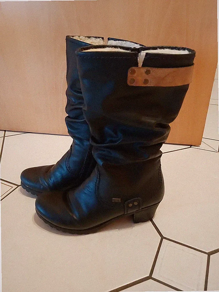 Damen-Stiefel, Rieker, warm gefüttert, schwarz, Gr. 40, TOP-Zustand