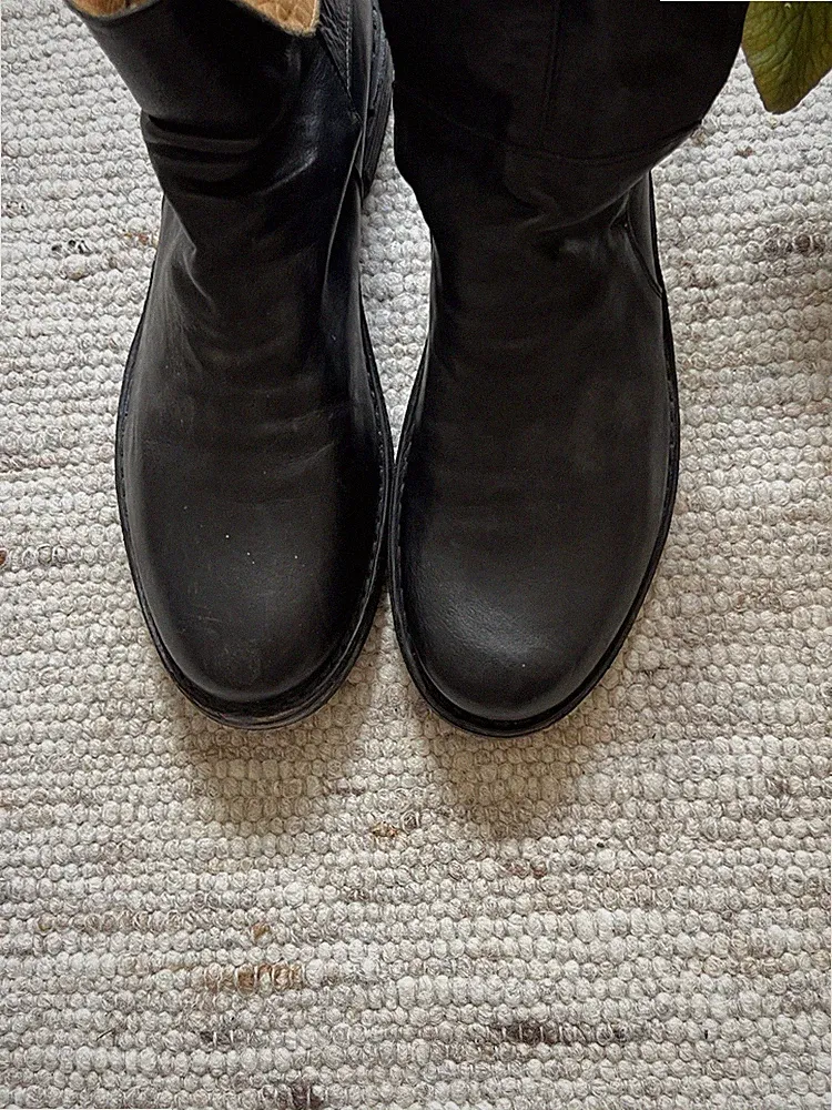 42 Gummistiefel