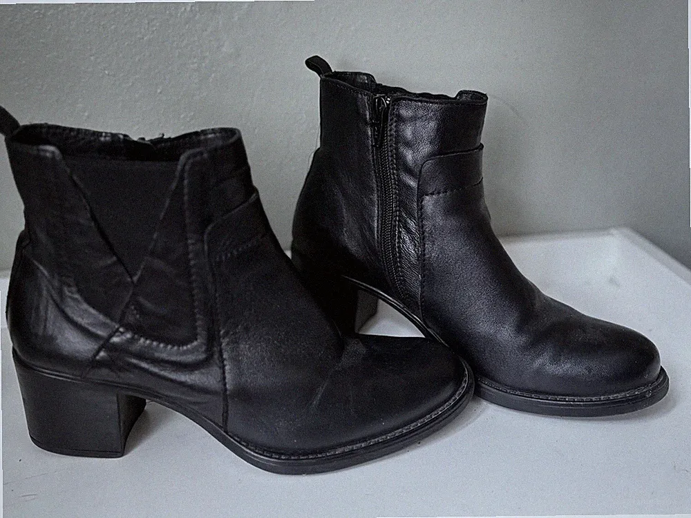 Damen Stiefelette Knöchel Leder schwarz Blockabsatz RV Gummisohle EU 35