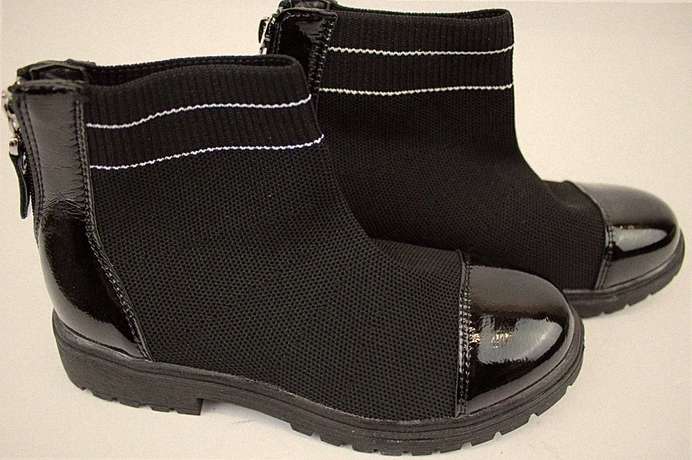 Damen Stiefeletten 38 Schwarz Strick Lackspitze Reißverschluss Profilsohle