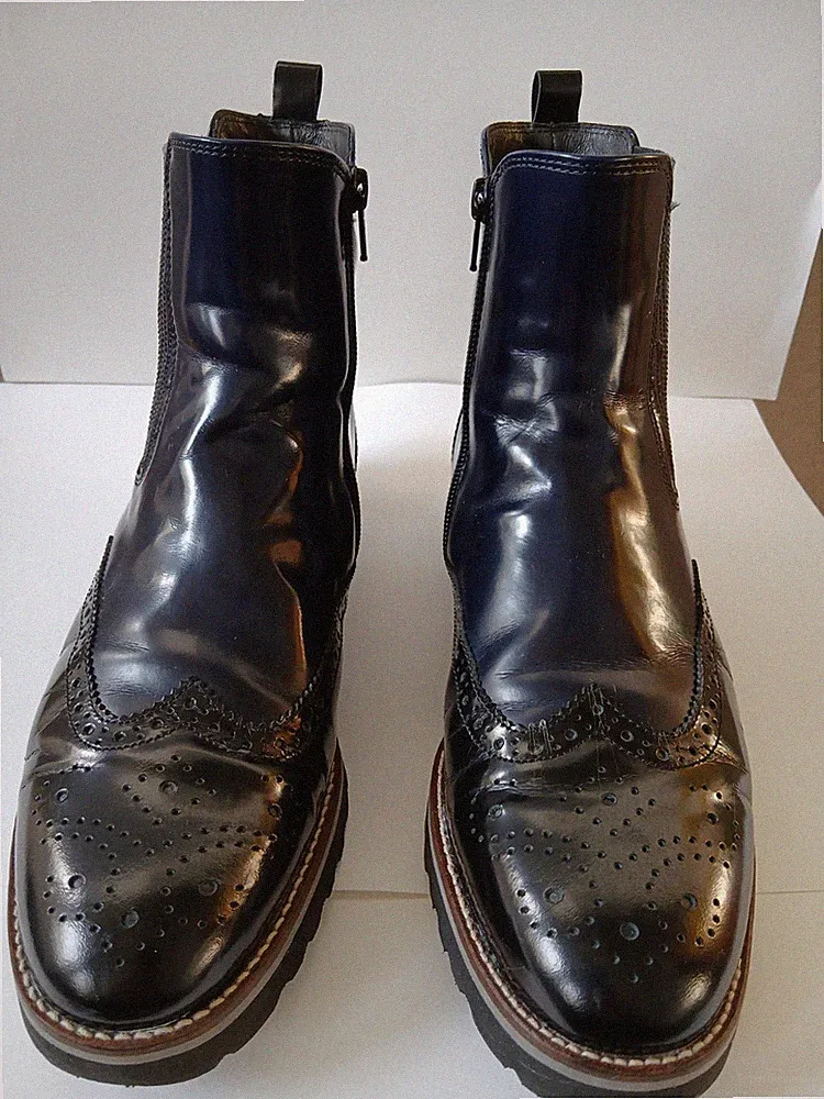 Damen-Stiefeletten, Fa. Gabor, Lackleder dunkelblau, Größe 41, m. Stretcheinsatz