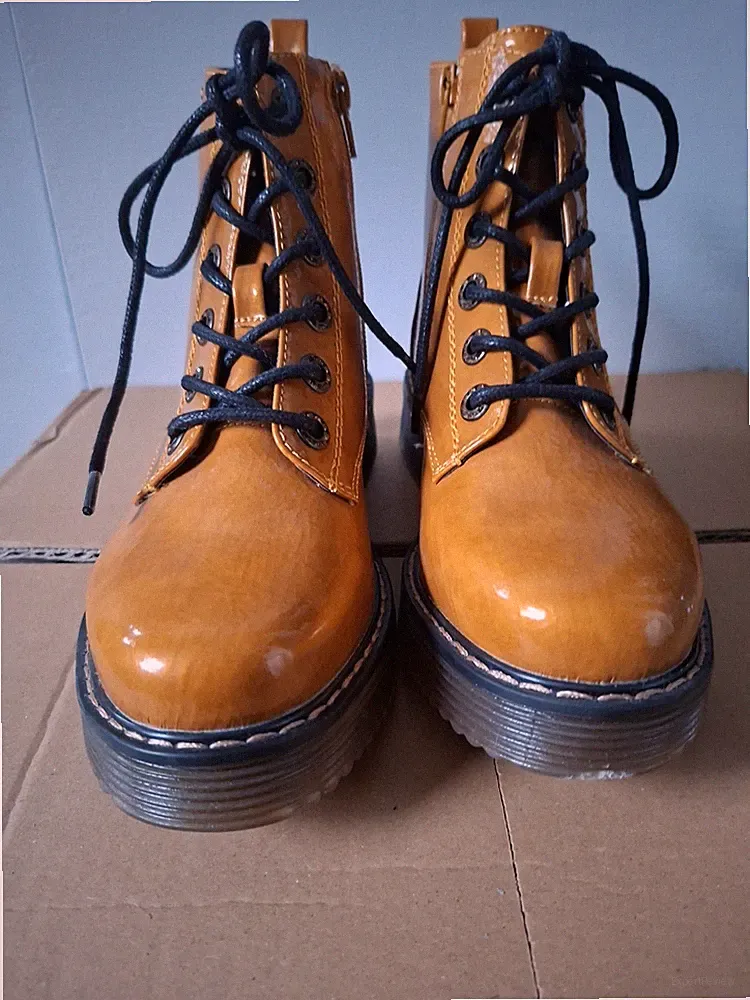 damen stiefeletten Gr.36 Bugatti NEU