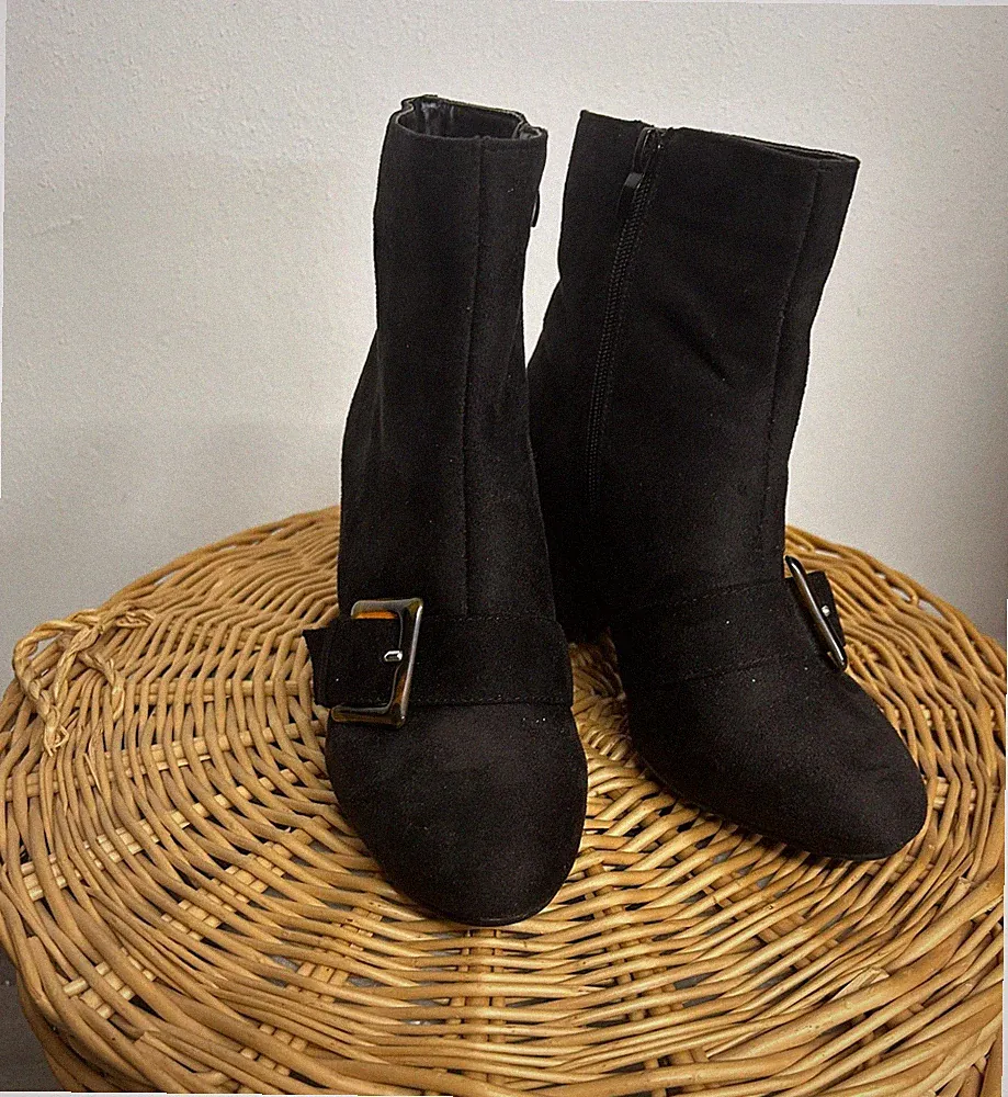 Damen Stiefeletten Gr.39 NEU Schwarz