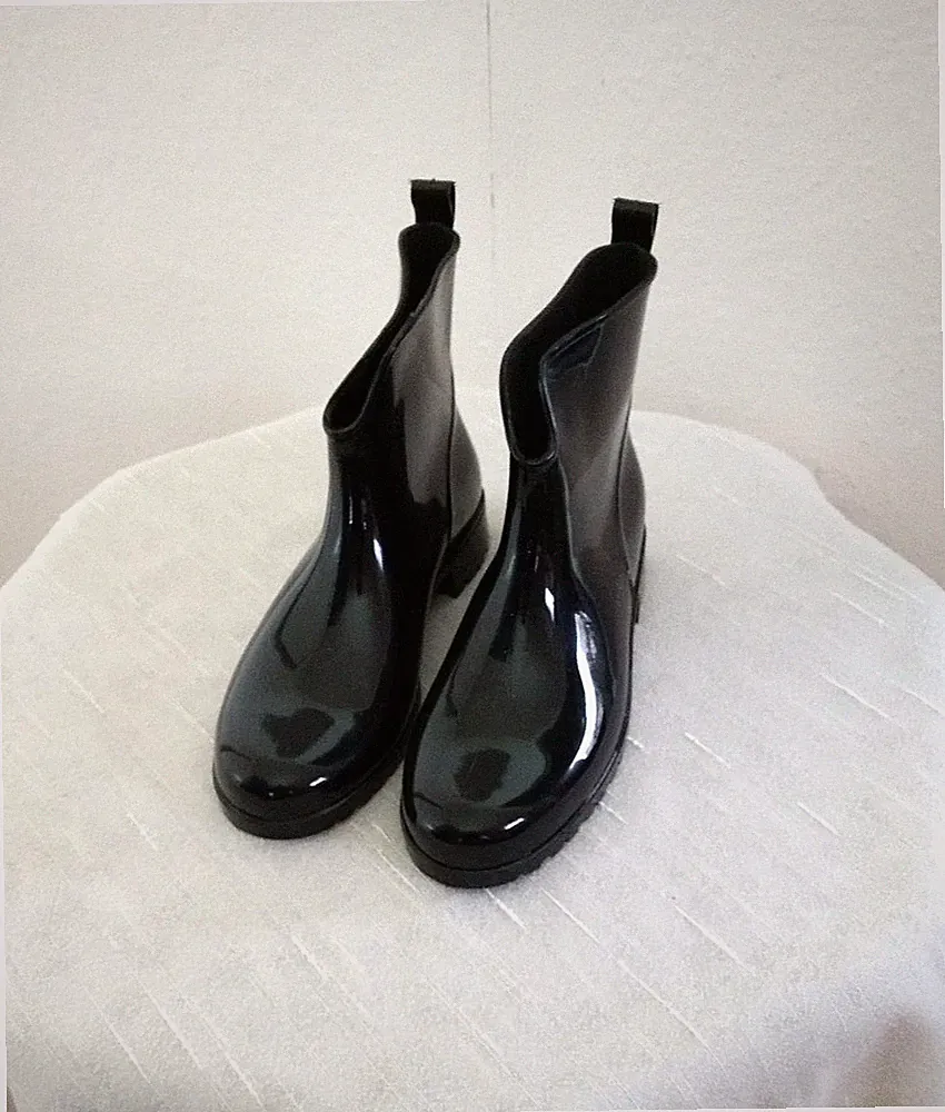 Damen-Stiefeletten Gr. 39, schmal, schwarz, Regenstiefel, Neu, Made in Italy